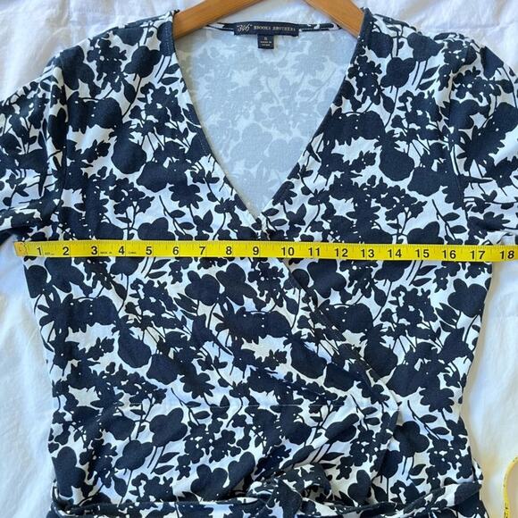 Brooks Brothers 346 Navy and White Floral Wrap Dress, Size Small - Picture 9 of 10